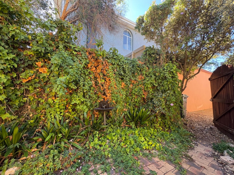 3 Bedroom Property for Sale in Claremont Western Cape